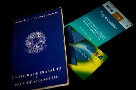 Trabalhador que vai sacar R$ 500 do FGTS precisa ter cartão do cidadão